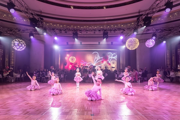 2019 粉紅慈善舞會 "Generations"