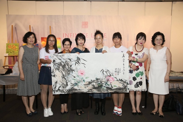 Infinite Love &ndash; International Female Contemporary Art Exhibition