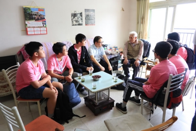 DC Foundation and Centum Charitas Foundation  jointly led the teachers and students to visit the Zunyi Anti-Japanese War Veterans in Guizhou.